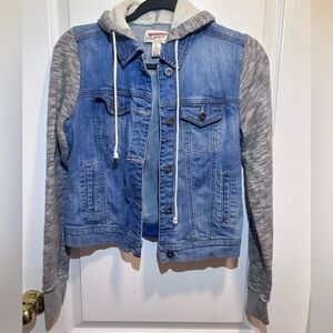 Arizona Jean Company Light Blue Women's Jeans